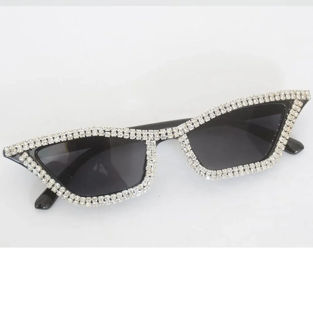 Retro Rockabilly Glam Rhinestones Retro 50s Look Cat Eye Sunglasses Pin-Up Black